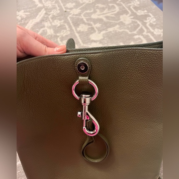 Rebecca Minkoff Megan mini leather bag in olive green - Picture 5 of 6